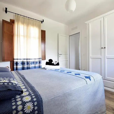 Menhir Apartment